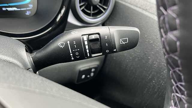 Hyundai I10 i10 5Dr HAT 1.2 MPi 79ps Premium NAV AU Meta Blue