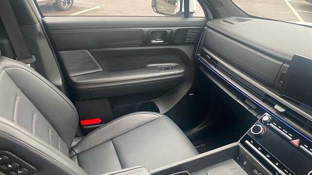 Hyundai SANTA FE 1.6 TGDi PHEV Calligraphy 5dr 4WD Auto [6 Seats] Estate Matte - Creamy White