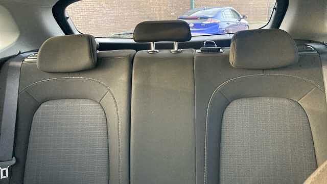 Hyundai KONA 1.6 GDi Hybrid Premium 5dr DCT Hybrid Hatchback Blue