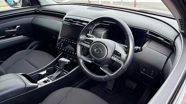 Hyundai TUCSON 1.6 TGDi 48V MHD SE Connect 5dr 2WD DCT Petrol Estate