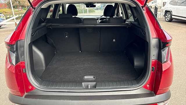 Hyundai TUCSON 1.6 TGDi 48V MHD SE Connect 5dr 2WD DCT Petrol Estate