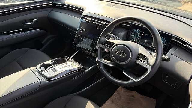 Hyundai TUCSON 1.6 TGDi Hybrid 230 Premium 5dr 2WD Auto Hybrid Estate Black