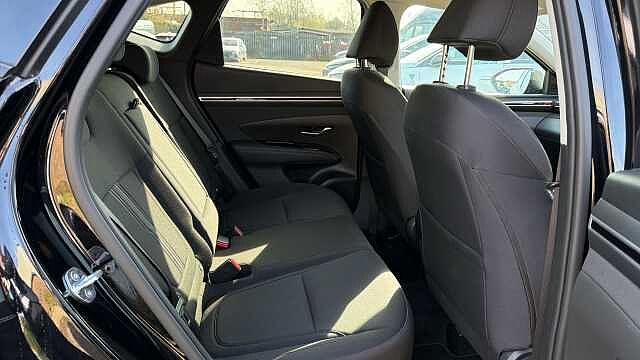 Hyundai TUCSON 1.6 TGDi Hybrid 230 Premium 5dr 2WD Auto Hybrid Estate Black