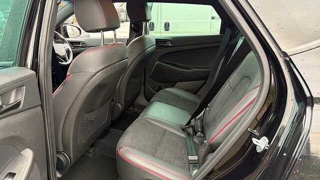 Hyundai TUCSON 1.6 TGDi 177 N Line 5dr 2WD DCT Petrol Estate Black