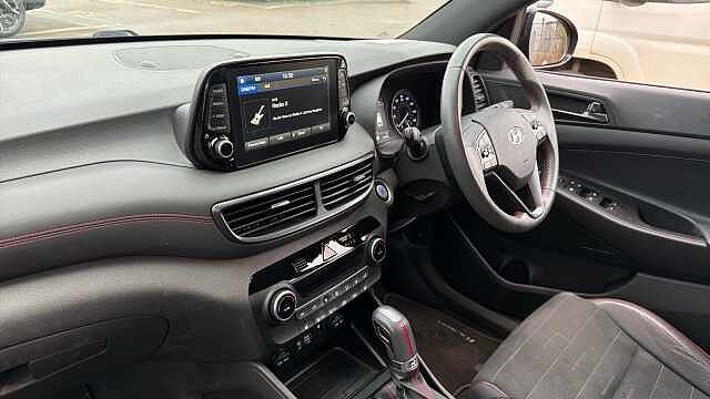 Hyundai TUCSON 1.6 TGDi 177 N Line 5dr 2WD DCT Petrol Estate Black