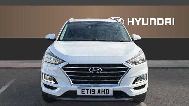 Hyundai TUCSON 1.6 TGDi 177 SE Nav 5dr 2WD DCT Petrol Estate White