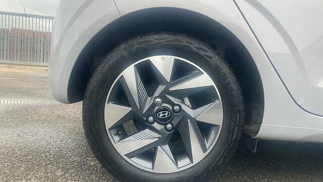 Hyundai I10 1.0 [63] Advance 5dr [Nav] Petrol Hatchback Grey