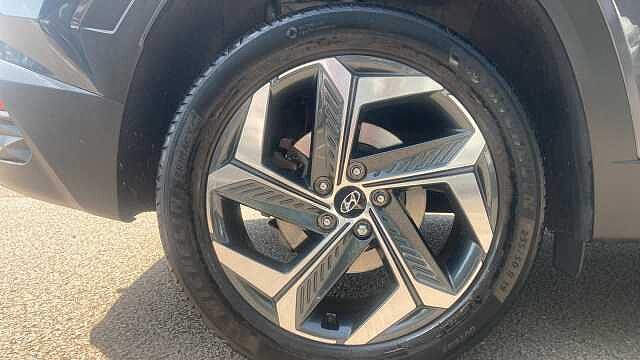 Hyundai TUCSON 1.6 TGDi Plug-in Hybrid Ultimate 5dr 4WD Auto Estate Grey