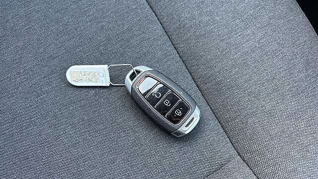 Hyundai INSTER 85kW 02 49kWh 5dr Auto Electric Hatchback Abyss Black - Pearl