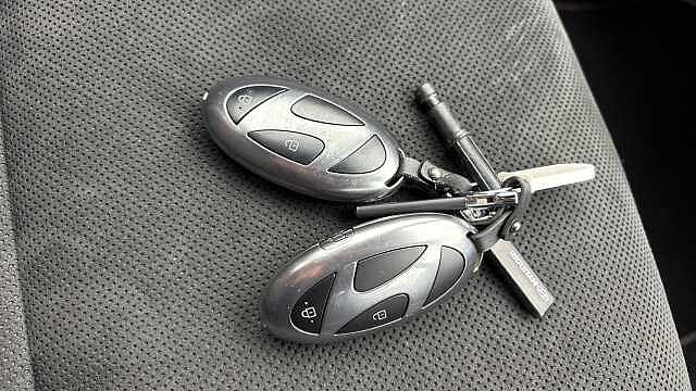 Hyundai KONA 1.6 Hybrid 129 N Line S 5dr DCT Hybrid Hatchback Black