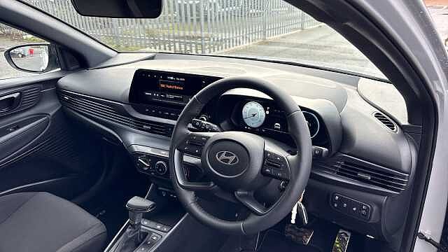 Hyundai BAYON 1.0 TGDi [90] Black Line 5dr DCT Petrol Hatchback Pearl - Lumen Grey