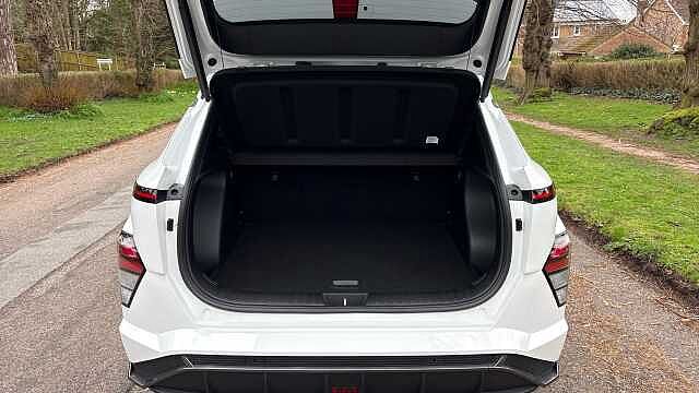 Hyundai KONA 160kW N Line 65kWh 5dr Auto Electric Hatchback White