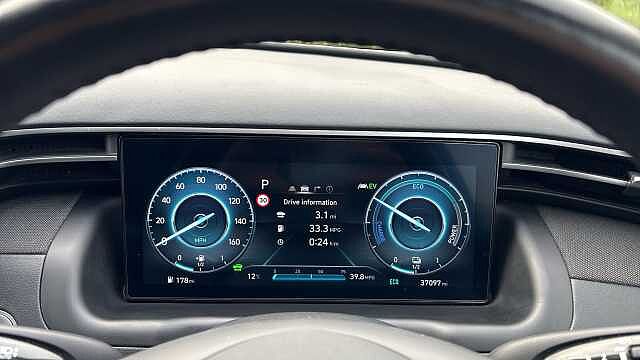 Hyundai TUCSON 1.6 TGDi Hybrid 230 Premium 5dr 2WD Auto Hybrid Estate Grey