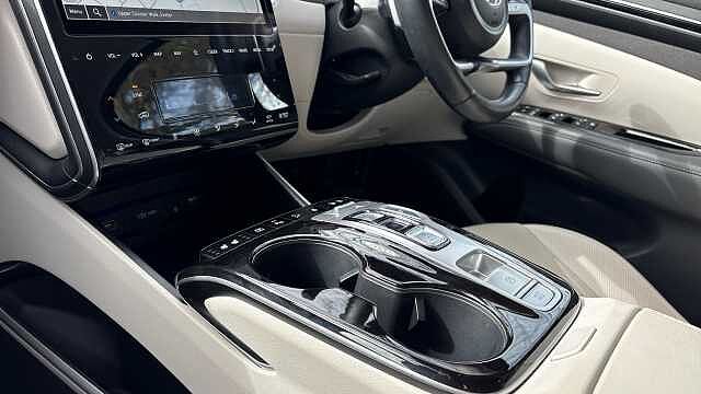 Hyundai TUCSON 1.6 TGDi 48V MHD 180 Ultimate 5dr 4WD DCT Petrol Estate Red