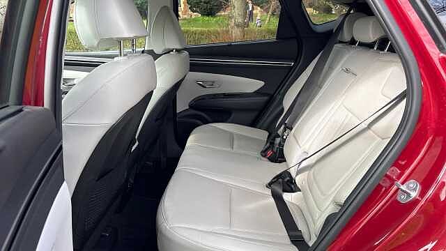 Hyundai TUCSON 1.6 TGDi 48V MHD 180 Ultimate 5dr 4WD DCT Petrol Estate Red
