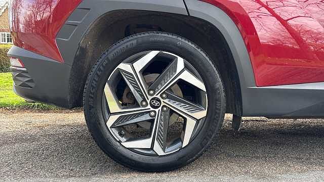 Hyundai TUCSON 1.6 TGDi 48V MHD 180 Ultimate 5dr 4WD DCT Petrol Estate Red