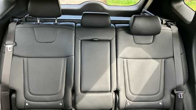 Hyundai TUCSON 1.6T Hybrid Ultimate 5dr Auto Hybrid Estate White