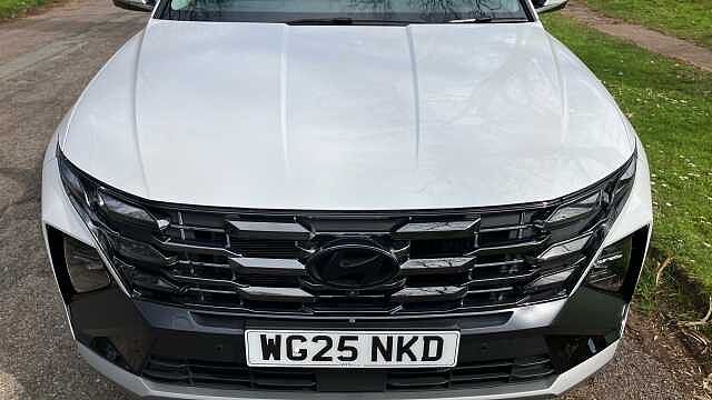 Hyundai TUCSON 1.6T Hybrid Ultimate 5dr Auto Hybrid Estate White
