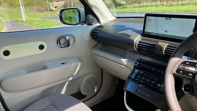 Hyundai INSTER 85kW 02 49kWh 5dr Auto Electric Hatchback Cream