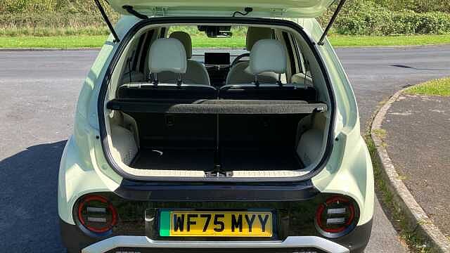 Hyundai INSTER 85kW 02 49kWh 5dr Auto Electric Hatchback Cream