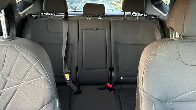 Hyundai TUCSON 1.6 TGDi 48V MHD SE Connect 5dr 2WD DCT Petrol Estate Black