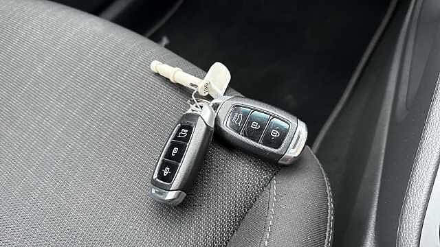 Hyundai KONA 1.6 GDi Hybrid Premium 5dr DCT Hybrid Hatchback