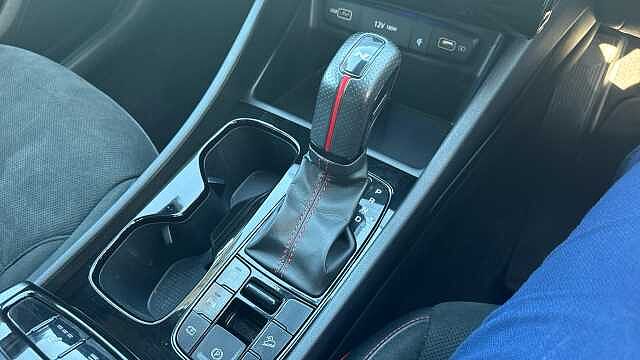 Hyundai TUCSON 1.6 TGDi 48V MHD N Line S 5dr 2WD DCT Petrol Estate White