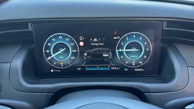 Hyundai TUCSON 1.6 TGDi 48V MHD N Line S 5dr 2WD DCT Petrol Estate White