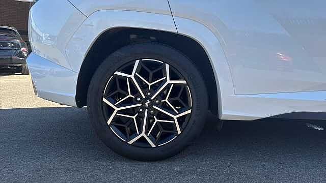 Hyundai TUCSON 1.6 TGDi 48V MHD N Line S 5dr 2WD DCT Petrol Estate White