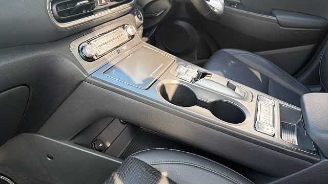 Hyundai KONA 150kW Ultimate 64kWh 5dr Auto Electric Hatchback Black