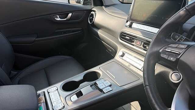 Hyundai KONA 150kW Ultimate 64kWh 5dr Auto Electric Hatchback Black