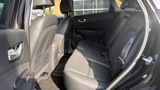 Hyundai KONA 150kW Ultimate 64kWh 5dr Auto Electric Hatchback Black