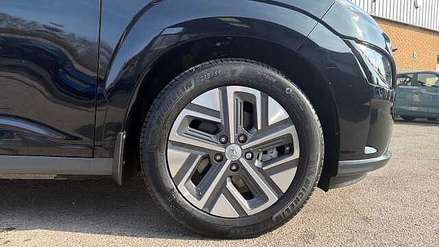 Hyundai KONA 150kW Ultimate 64kWh 5dr Auto Electric Hatchback Black