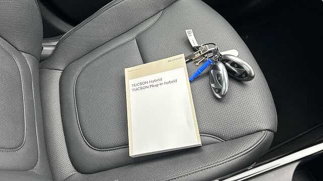 Hyundai TUCSON 1.6T Hybrid Ultimate 5dr Auto Hybrid Estate Grey