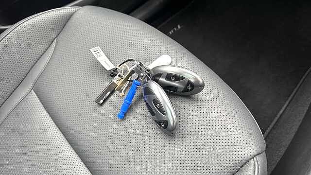 Hyundai TUCSON 1.6T Hybrid Ultimate 5dr Auto Hybrid Estate Grey