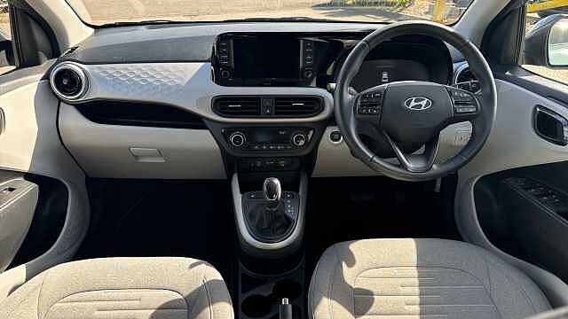 Hyundai I10 1.2 [79] Premium 5dr Auto [Nav] Petrol Hatchback Green