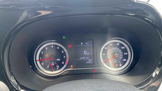 Hyundai I10 1.0 MPi SE Connect 5dr Petrol Hatchback White