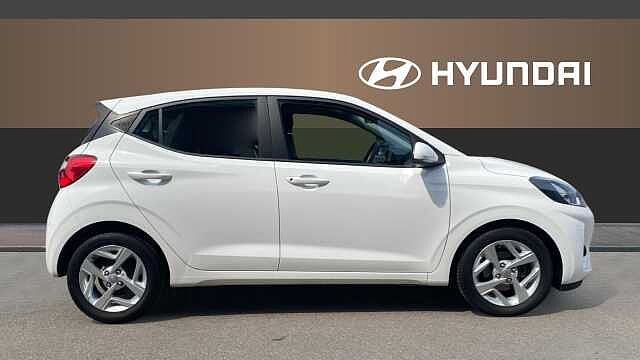 Hyundai I10 1.0 MPi SE Connect 5dr Petrol Hatchback White