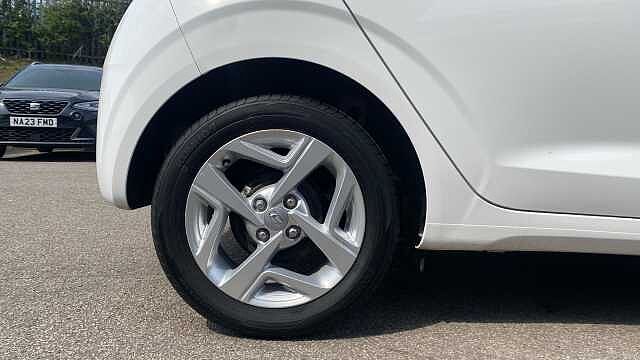 Hyundai I10 1.0 MPi SE Connect 5dr Petrol Hatchback White