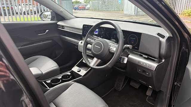 Hyundai KONA 1.6 GDi Hybrid Ultimate 5dr DCT Hybrid Hatchback Pearl - Abyss Black
