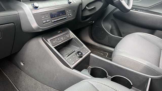 Hyundai KONA 1.6 GDi Hybrid Ultimate 5dr DCT Hybrid Hatchback Pearl - Abyss Black