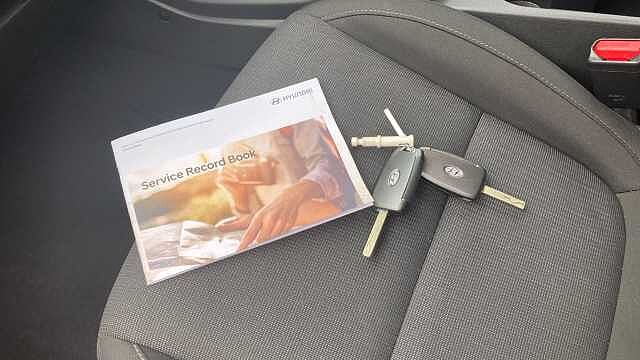 Hyundai KONA 1.6 GDi Hybrid SE Connect 5dr DCT Hybrid Hatchback Grey
