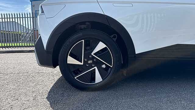 Hyundai IONIQ 5 125kW Advance 63 kWh 5dr Auto Electric Hatchback Special Solid - Atlas White