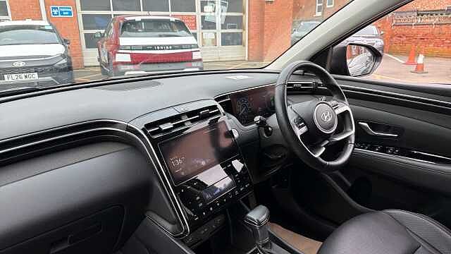 Hyundai TUCSON 1.6 TGDi 48V MHD 180 Ultimate 5dr 4WD DCT Petrol Estate