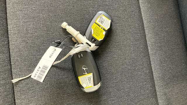 Hyundai INSTER 85kW 02 49kWh 5dr Auto Electric Hatchback Abyss Black - Pearl