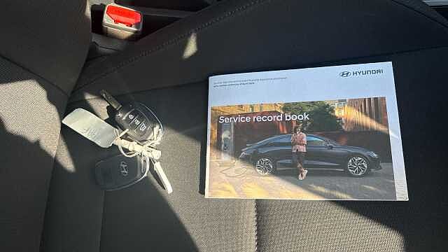 Hyundai BAYON 1.0 TGDi Advance 5dr Petrol Hatchback White