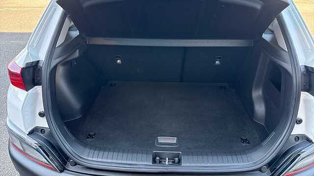 Hyundai KONA 1.0 TGDi 48V MHEV SE Connect 5dr Petrol Hatchback White