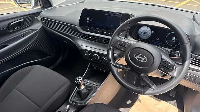 Hyundai I20 1.0T GDi Advance [Nav] 5dr Petrol Hatchback White