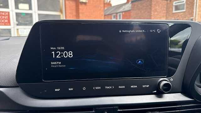 Hyundai I20 1.0T GDi Advance [Nav] 5dr Petrol Hatchback White