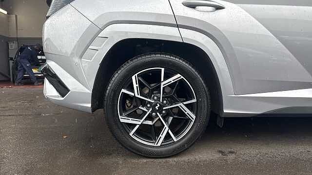 Hyundai TUCSON 1.6T N Line S 5dr Petrol Estate Silver
